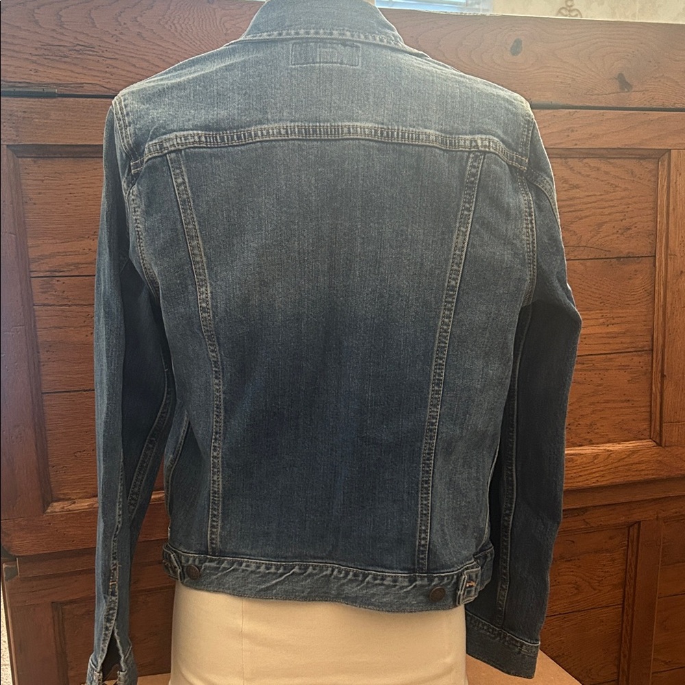 LUCKY BRAND🍀Classic Blue Denim Jacket Size Small💙 - Picture 4 of 15